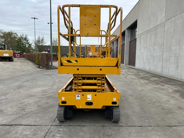Haulotte - 2002 - compact 10 - hoogwerker - schaarlift - afbeelding 35 van  37
