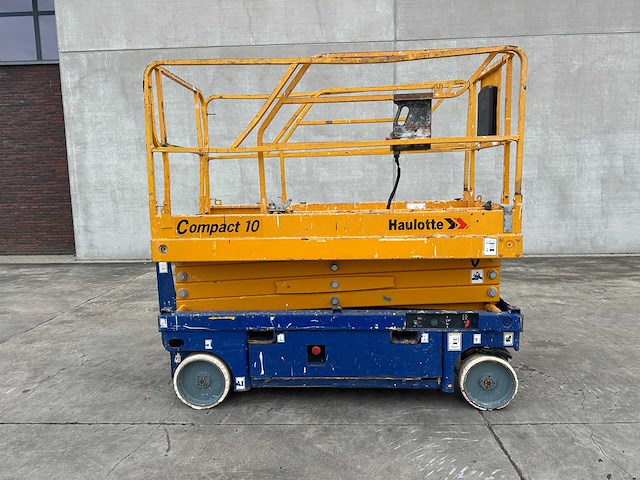 Haulotte - 2002 - compact10 - schaarlift - afbeelding 42 van  43