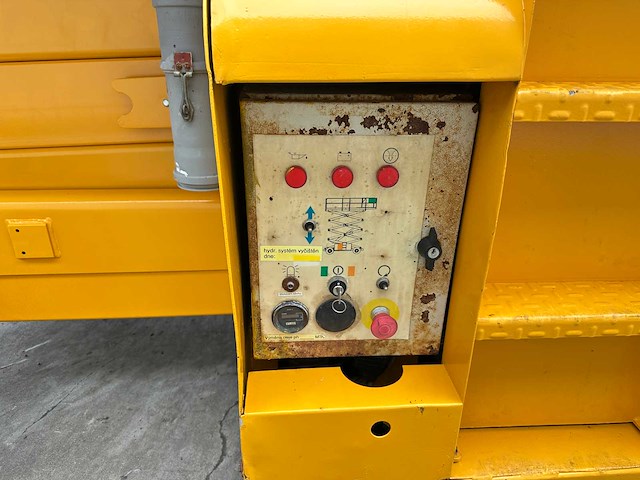 Haulotte - 2004 - h15sx - schaarlift - afbeelding 18 van  56