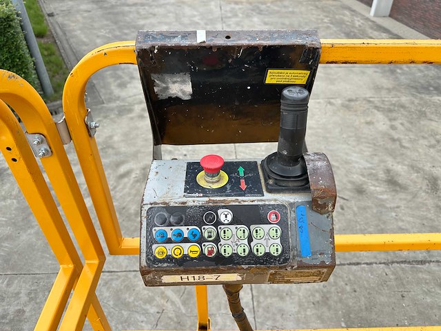 Haulotte - 2004 - h15sx - schaarlift - afbeelding 19 van  56