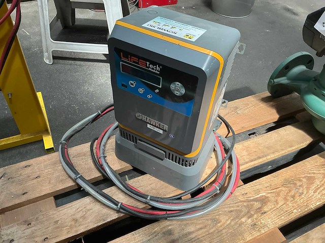 Hawker life-tech batterijlader - afbeelding 1 van  5