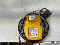 Hawker lifetech acculader - afbeelding 3 van  4