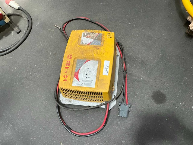 Hawker tc3 48v100a accu lader - afbeelding 1 van  3