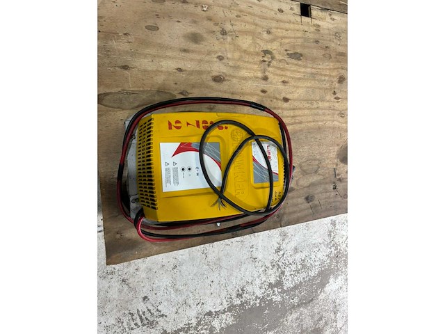 Hawker tc3 48v100a batterijlader (heftruck) - afbeelding 7 van  9
