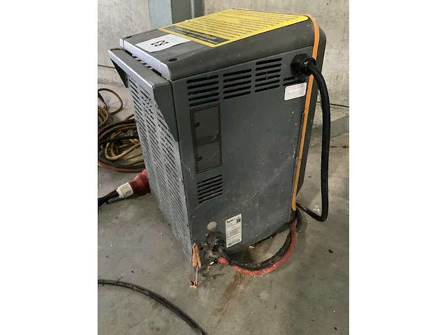 Hawker tc3 lt acculader - afbeelding 6 van  7