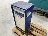 Hawker te 80v 90a acculader - afbeelding 3 van  8