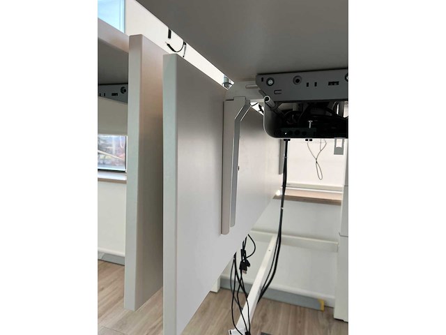 Haworth - your-place - zit/sta elektrisch 2p workbench - bureau - afbeelding 2 van  16