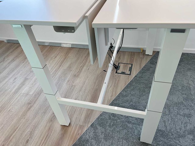 Haworth - your-place - zit/sta elektrisch 2p workbench - bureau - afbeelding 5 van  16