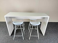 Haworth/hay - hoge vergadertafel + 4 designkrukken - vergaderset