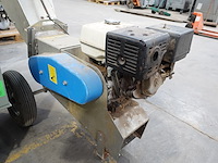 Haxelaar met benzine motor honda - afbeelding 10 van  11
