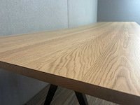 Hay - pyramid - vergadertafel - afbeelding 3 van  3