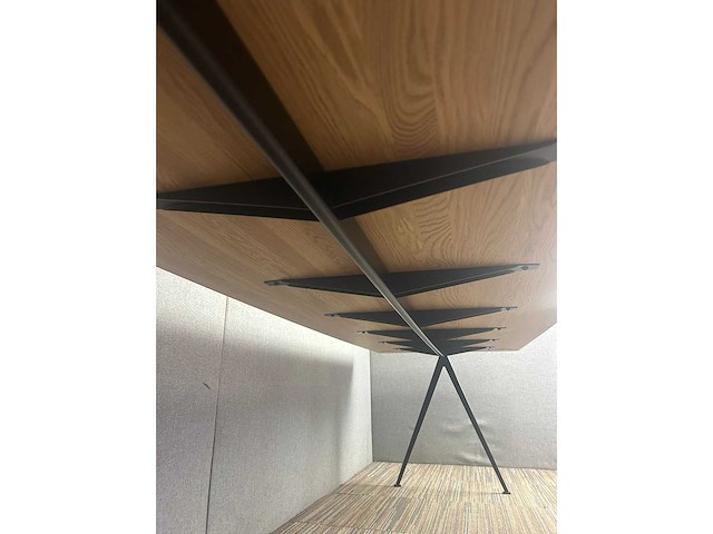 Hay - pyramid - vergadertafel - afbeelding 2 van  3