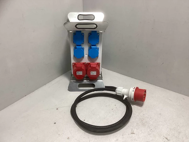 Hbm 2 x 400 volt en 4 x 230 volt verdeelblok - afbeelding 2 van  3