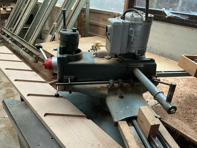 Hbm bf 16 freesmachine grote tafel professioneel freesmachine - afbeelding 5 van  9