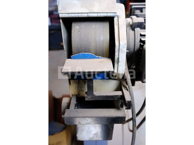 Hbm machine model 2 metaalontbraammachine - afbeelding 8 van  8