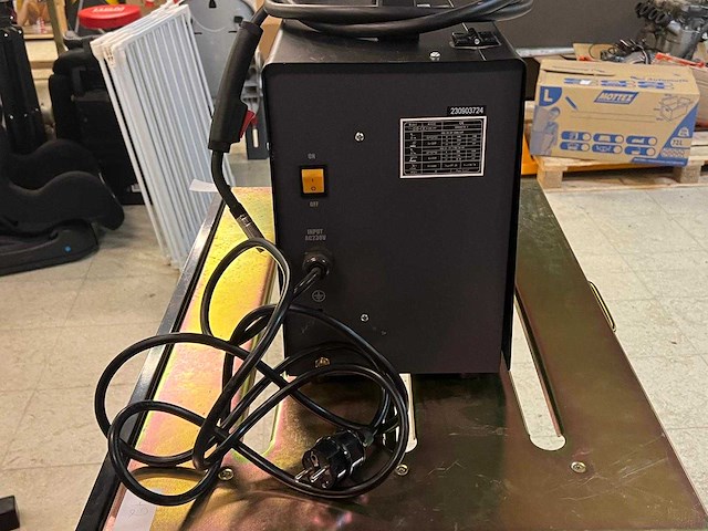 Hbm mig lasapparaat met toebehoren - afbeelding 18 van  24