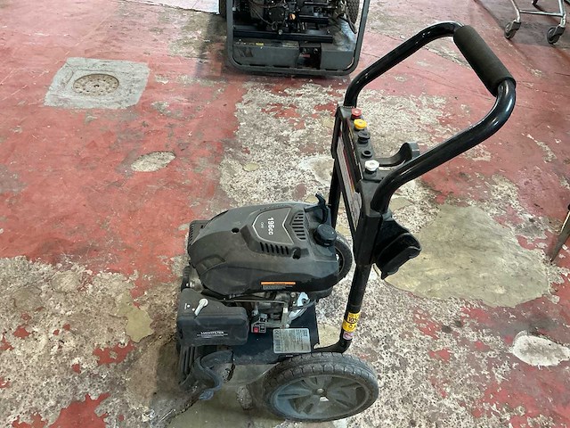 Hbm profi 4-takt benzine 220 bar - 7pk hogedrukreiniger - afbeelding 2 van  7