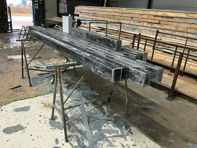 Heavy duty stalen tafel - afbeelding 3 van  14