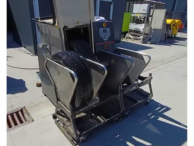 Hedson - 2024 - master 3000 - montage en demontage van schakelapparatuur - afbeelding 4 van  6
