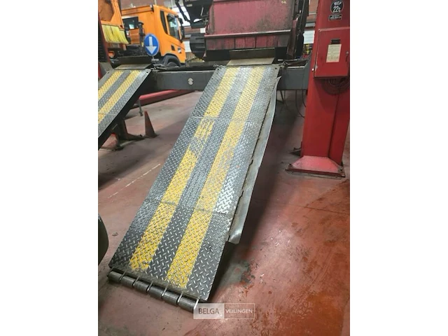Hefbrug 22 ton - afbeelding 15 van  17