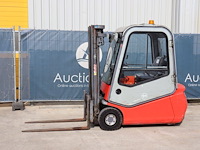 Heftruck bt cbe 1.6 elektrisch 1600kg 4.35m 2001 - afbeelding 1 van  1