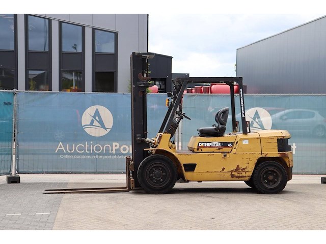 Heftruck caterpillar dp45 diesel 4500kg 3.3m 1995 - afbeelding 1 van  1