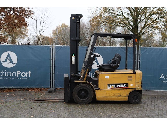 Heftruck caterpillar ep30k elektrisch 3000kg - afbeelding 1 van  1