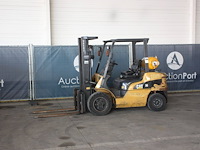 Heftruck caterpillar gp30nt lpg 3000kg 4.7m 2008