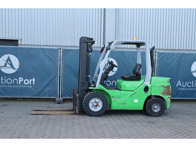 Heftruck cesab m330d diesel 3000kg 4.5m 2015 - afbeelding 1 van  1