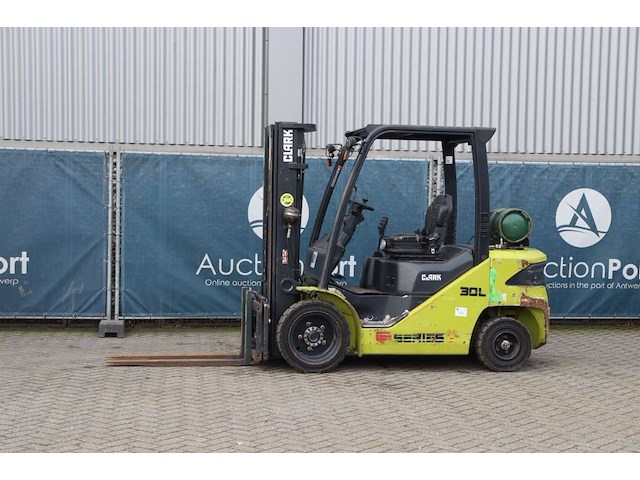 Heftruck clark s30l lpg 3000kg 4.8m 2019 - afbeelding 1 van  1