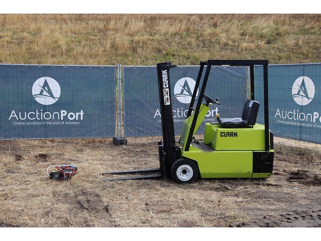 Heftruck clark tm15 elektrisch 1500kg 4.34m - afbeelding 1 van  1