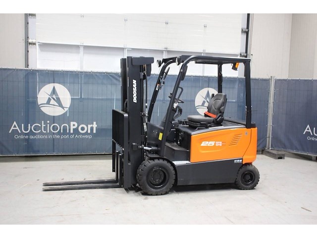 Heftruck doosan b25x-7plus elektrisch 2385kg 4.73m - afbeelding 1 van  1