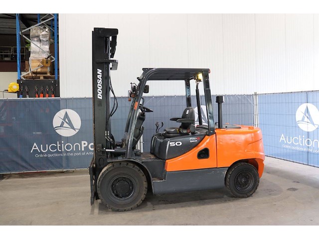 Heftruck doosan d50c-5 diesel 5000kg 2013 - afbeelding 1 van  1