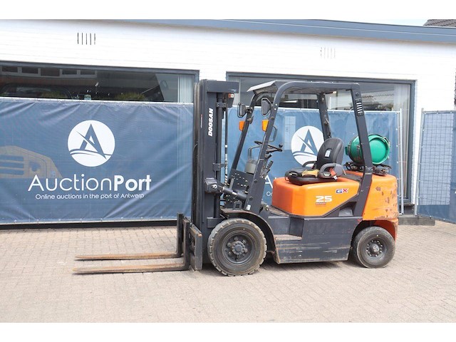 Heftruck doosan gx 25 lpg 2500kg - afbeelding 1 van  1
