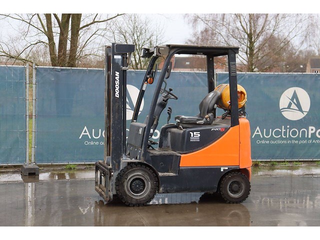 Heftruck doosan lpg 3.5m - afbeelding 1 van  1