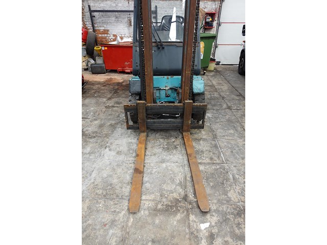 Heftruck fenwick - linde - afbeelding 10 van  13