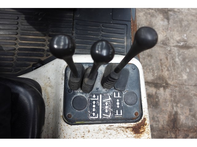 Heftruck fenwick - linde - afbeelding 13 van  13