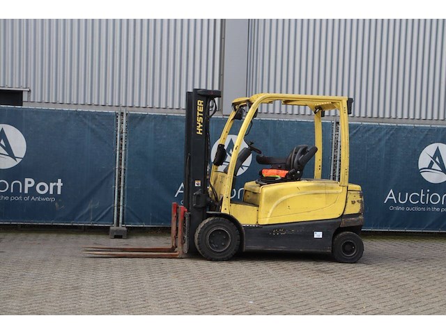 Heftruck hyster j3.0xn elektrisch 2250kg 3.21m 2017 - afbeelding 1 van  1