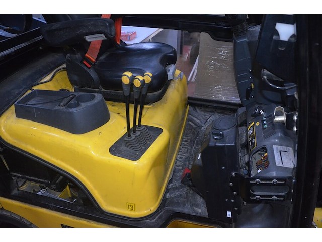 Heftruck hyundai 15l-7m serienummer hhkhhh13eg0000454 met doosklemmen - afbeelding 3 van  19