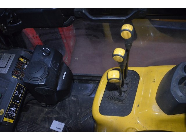 Heftruck hyundai 15l-7m serienummer hhkhhh13eg0000454 met doosklemmen - afbeelding 15 van  19