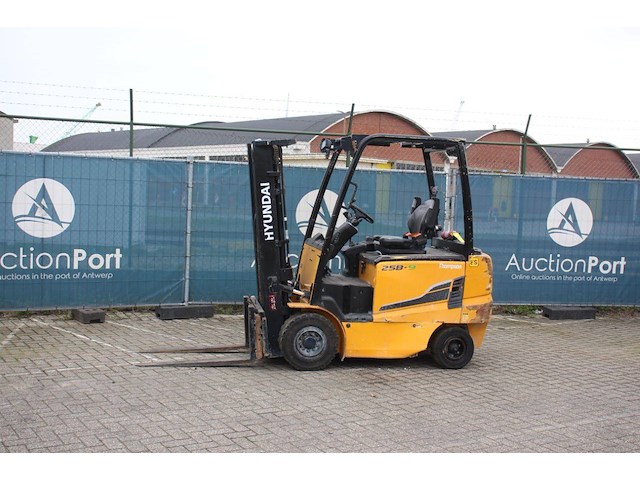 Heftruck hyundai 25b-9 elektrisch 2150kg - afbeelding 1 van  1