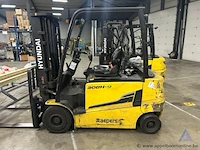 Heftruck hyundai 30bh-9, bedrijfsuren 3.216,6 u, hefvermogen 2.825 kg, bouwjaar 2015, 3.217 u, 6,5 m, tf/ts mast, elektrisch, serienummer hhhxhl93fb000128. werking niet gekend. - afbeelding 2 van  7
