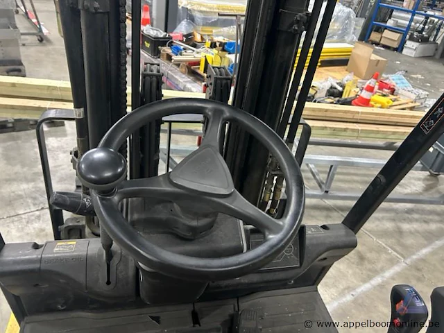 Heftruck hyundai 30bh-9, bedrijfsuren 3.216,6 u, hefvermogen 2.825 kg, bouwjaar 2015, 3.217 u, 6,5 m, tf/ts mast, elektrisch, serienummer hhhxhl93fb000128. werking niet gekend. - afbeelding 5 van  7