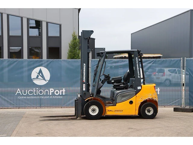 Heftruck jungheinrich dfg 425s diesel 2450kg 4.3m 2012 - afbeelding 1 van  1