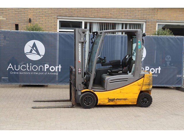 Heftruck jungheinrich efg 320 elektrisch 2000kg 4.4m 2019 - afbeelding 1 van  1