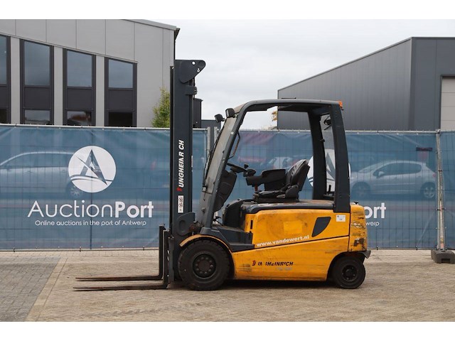 Heftruck jungheinrich efg430 elektrisch 3000kg 4.0m 2010 - afbeelding 1 van  1