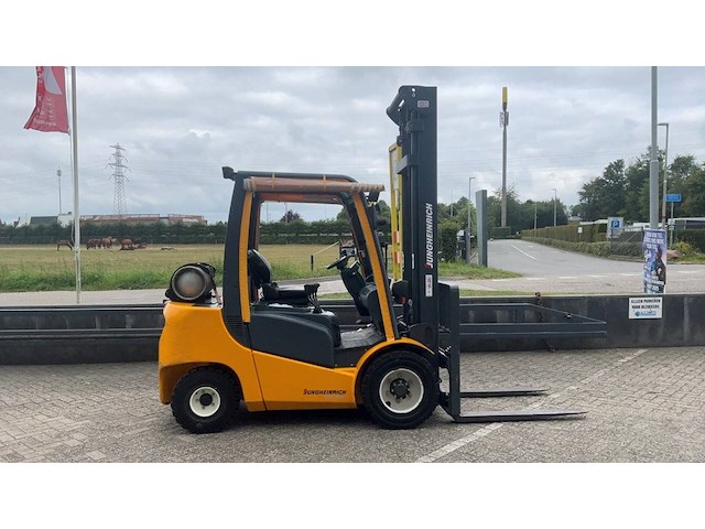 Heftruck jungheinrich tfg 430 lpg 3000kg 2005 - afbeelding 1 van  1