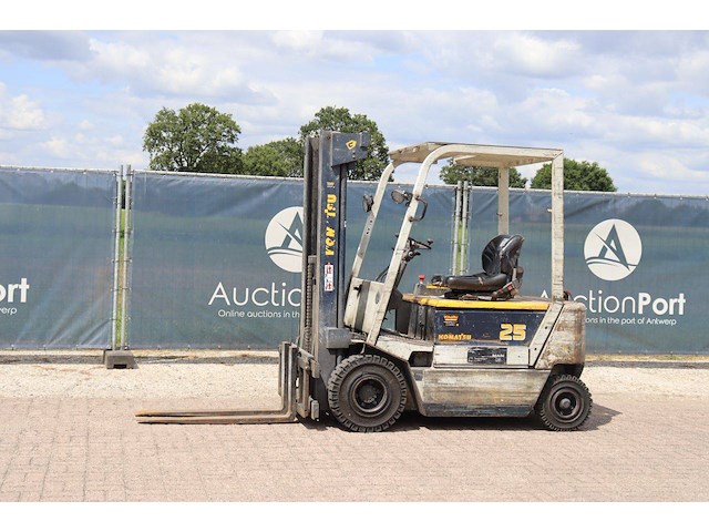 Heftruck komatsu fb25h-1e elektrisch 2500kg - afbeelding 1 van  1