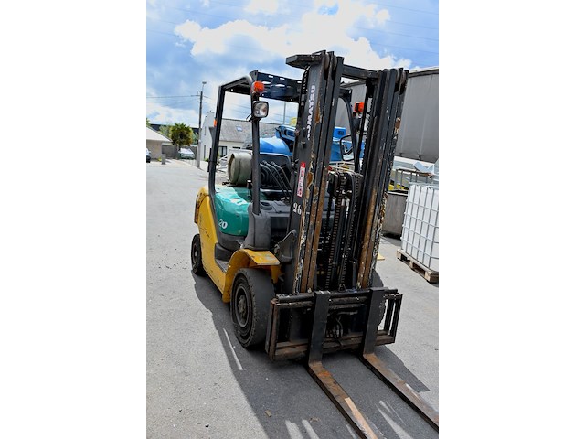 Heftruck komatsu - afbeelding 1 van  7