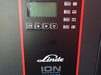 Heftruck laadstation linde - afbeelding 3 van  7